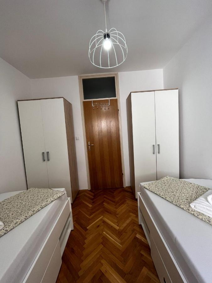 Apartman Vanda 奥米什 外观 照片